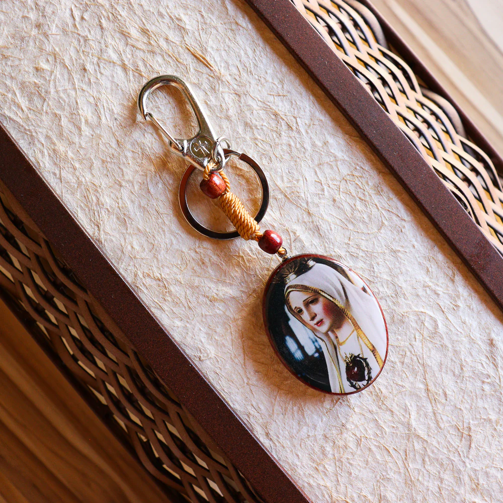 Chaveiro Oval Com Mosquetão - Nossa Senhora de Fátima - Image 4