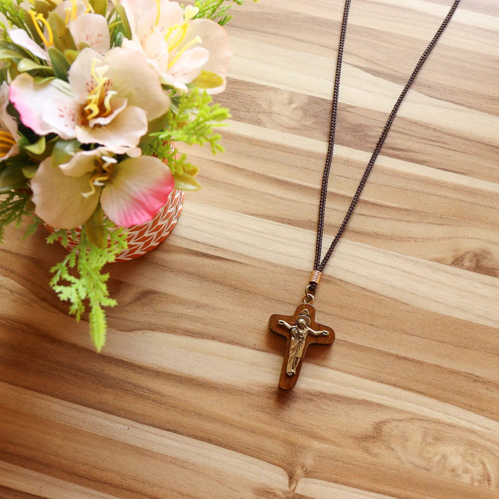 Cordão Com a Cruz da Unidade - Ouro velho - Image 5
