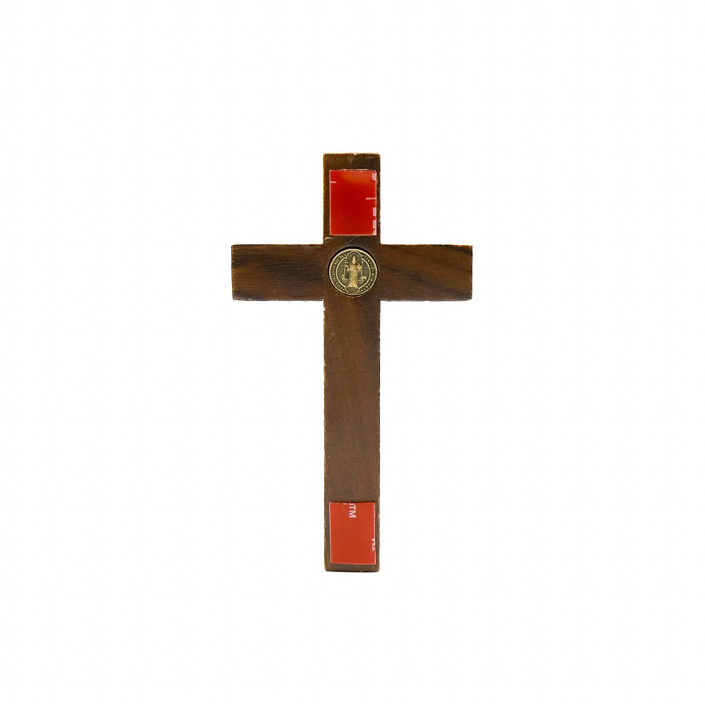 Cruz São Bento Adesiva 9 cm Ouro Velho - Image 3