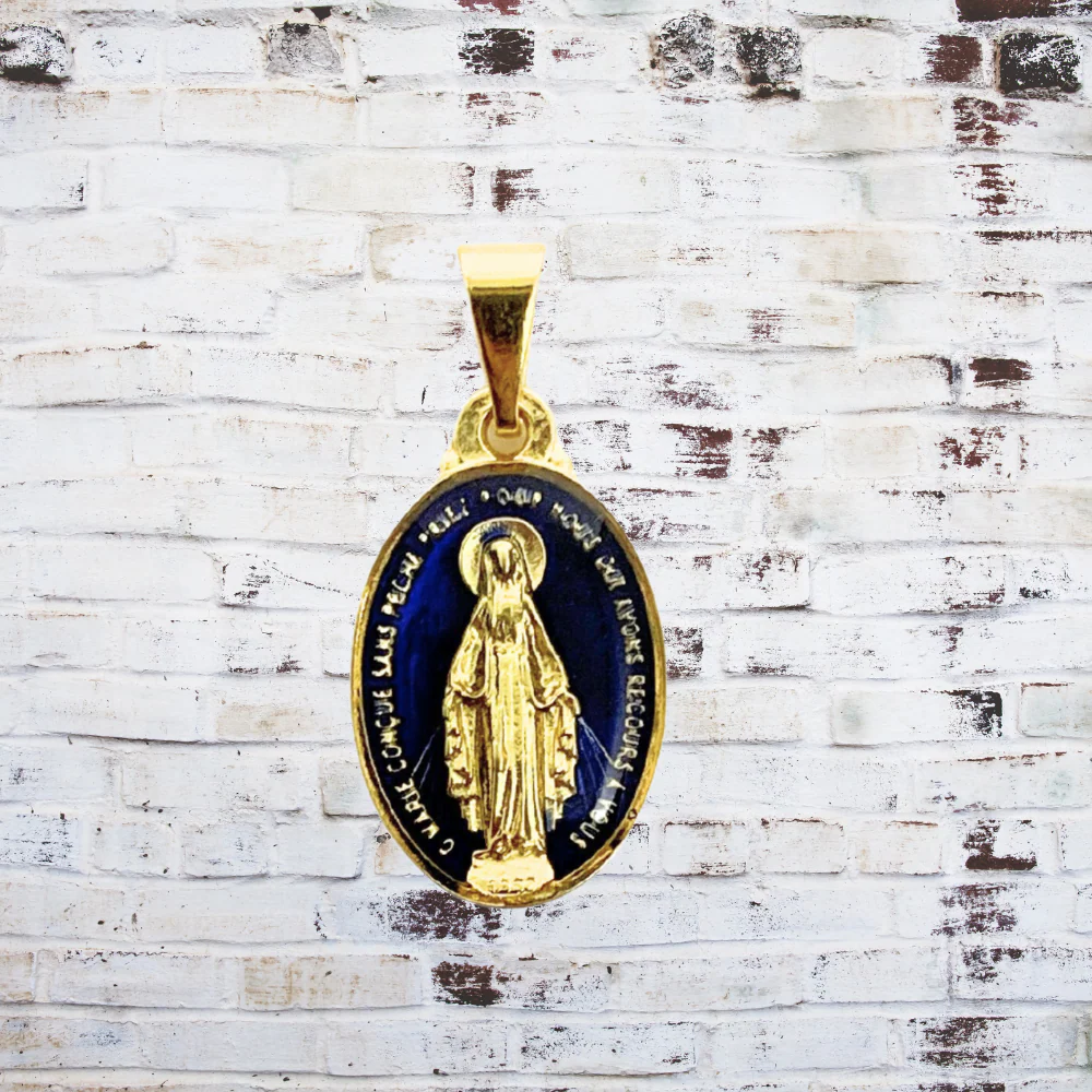Medalha Milagrosa 20 mm - Dourada Resinada Azul - Image 5