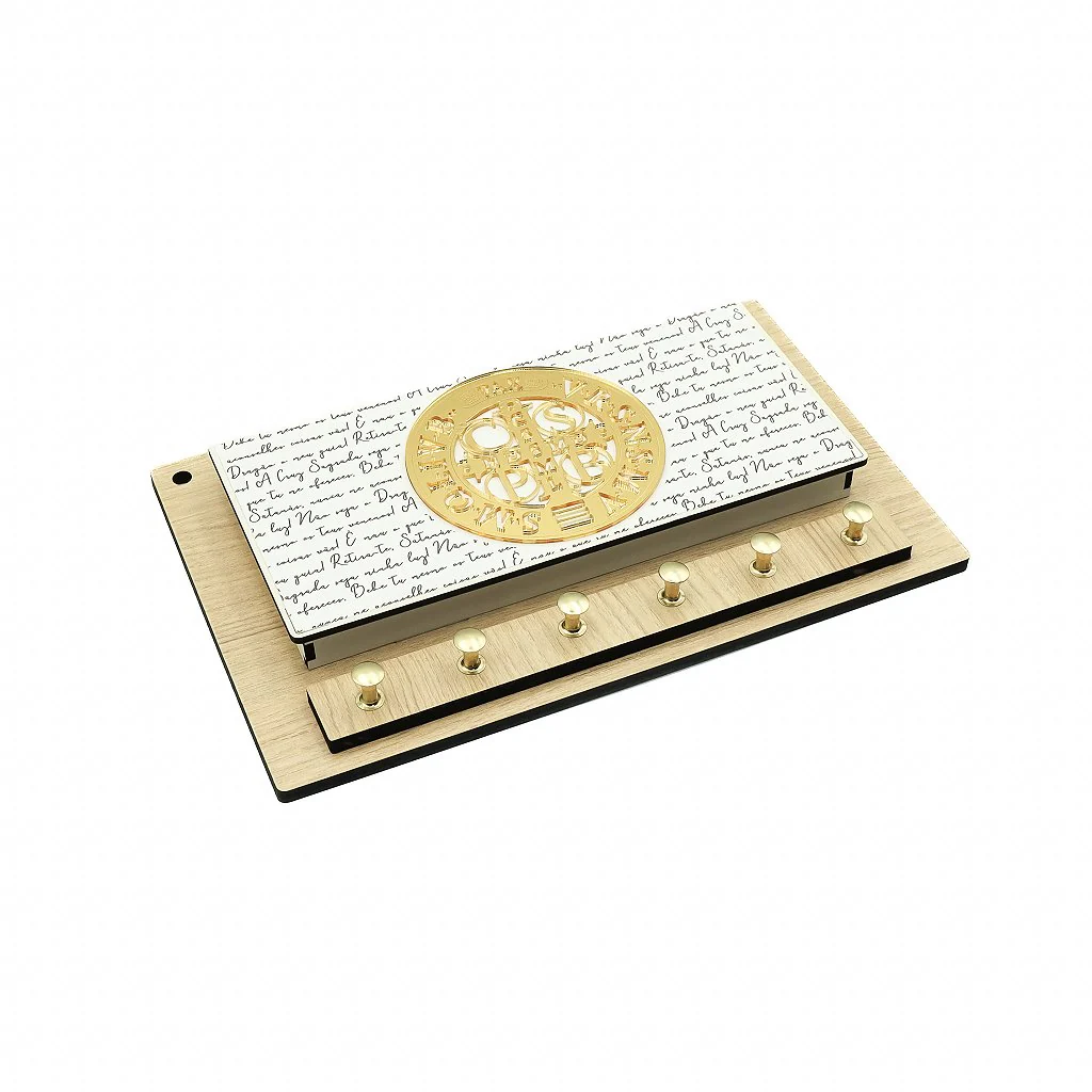 Porta Chaves com Porta Cartas Retangular - Medalha de São Bento Dourada - Image 2