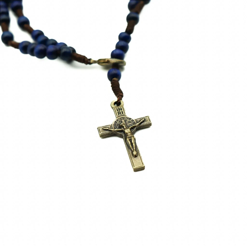 Pulseira Terço Acampamento Madeira 4mm Azul - Image 3