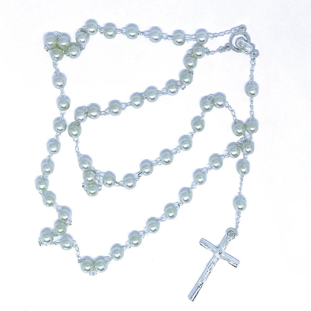 Terço Pérola 6mm na Caixinha de Acrílico - Branco